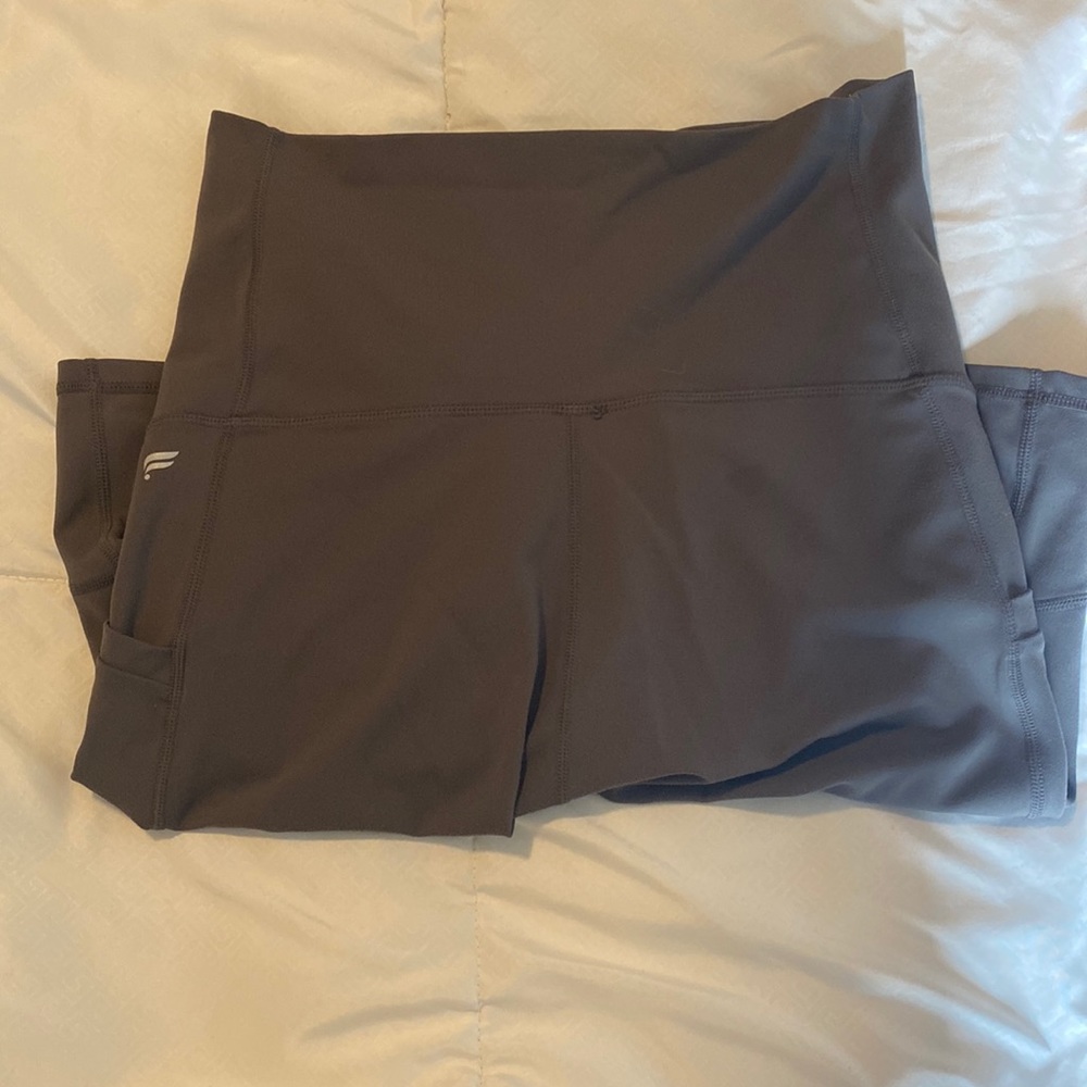 Fabletics maternity biker short